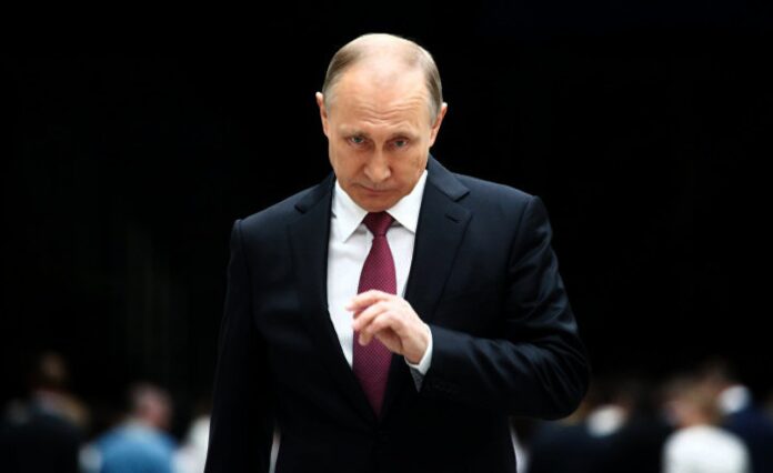 Putin-696x426