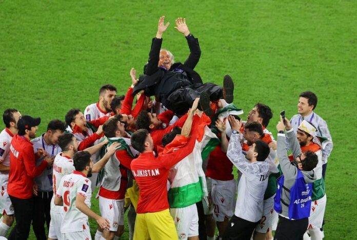 AFC Asian Cup - Round of 16 - Tajikistan v United Arab Emirates