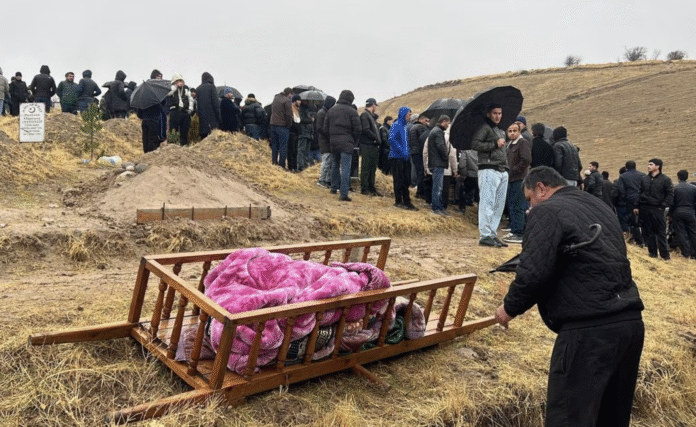 Snimok-ekrana-2025-12-18-v-15.29.20-696x427